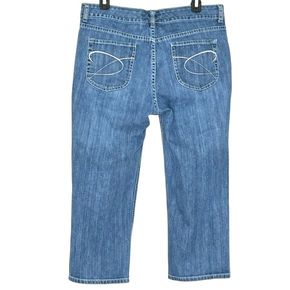 Chico's Women's Platinum size 1.5 (US-10)  Mid-rise Cropped Blue Jeans - Picture 3 of 15